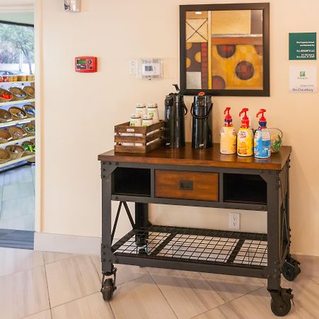 Holiday Inn & Suites Boca Raton - North Екстериор снимка