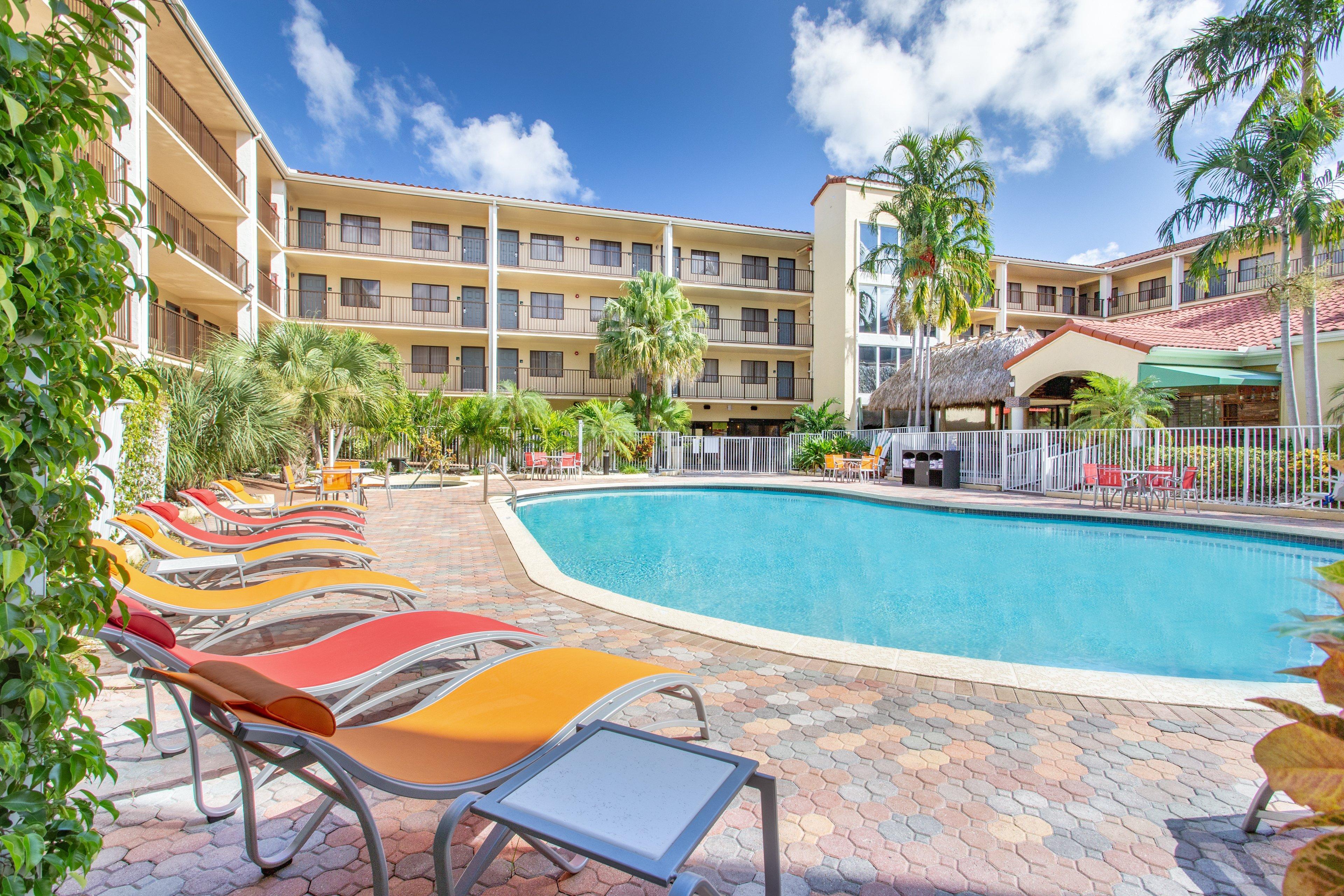 Holiday Inn & Suites Boca Raton - North Екстериор снимка