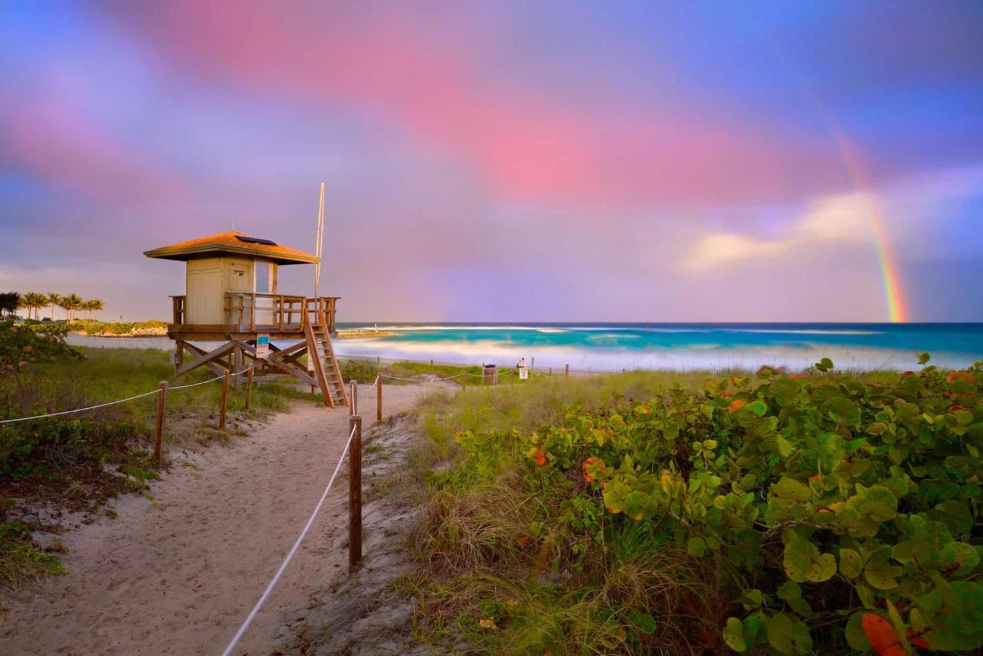 Holiday Inn & Suites Boca Raton - North Екстериор снимка